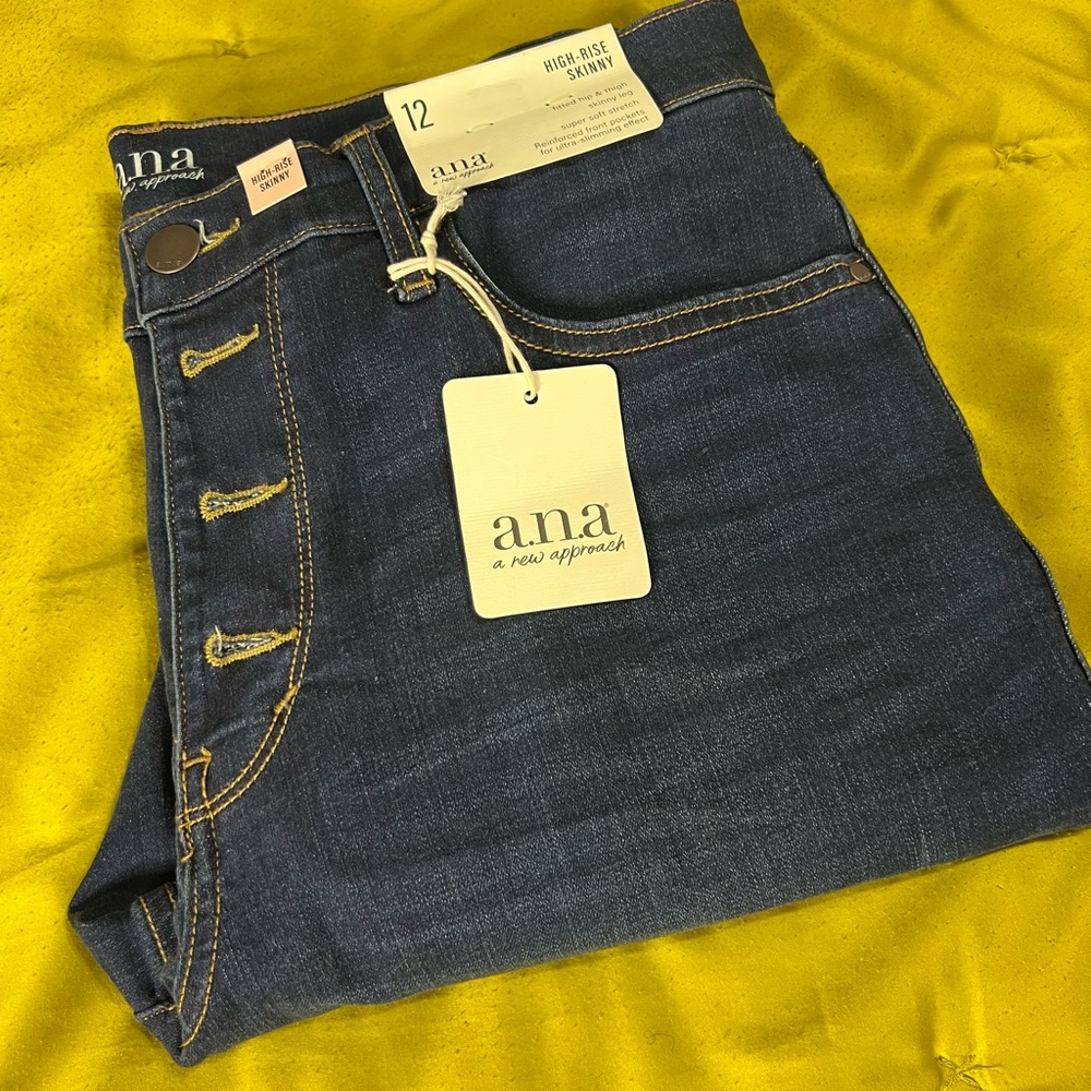 SUPER cute 👖